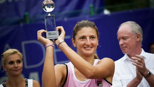 Ce-si doreste Irina Begu: Carnet de sofer si o casa cu trei camere