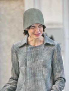 katie-holmes-plansa-copy - Ziarul National