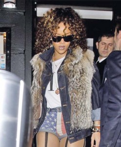 rihanna alexandra stan copy - Ziarul National