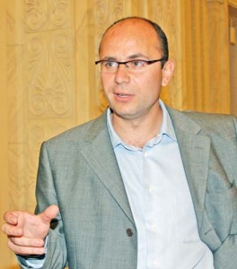 COZMIN GUSE-FANE (102) - Ziarul National