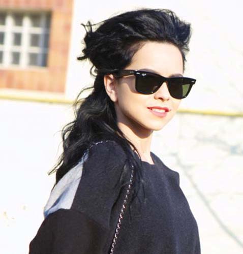 Inna face pe fotomodelul!