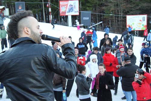 Bolnava de otita, Delia l-a lasat singur pe Matteo la concertul din Predeal!
