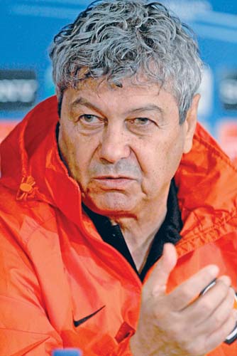 Lucescu, operat sub ochii miliardarului Ahmetov