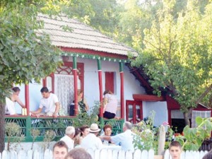 carciuma-de-sat - Ziarul National