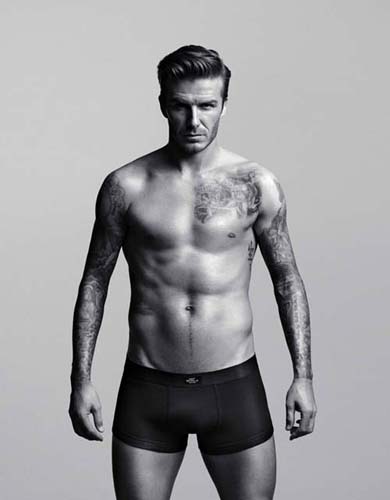 Beckham face bani din lenjerie intima
