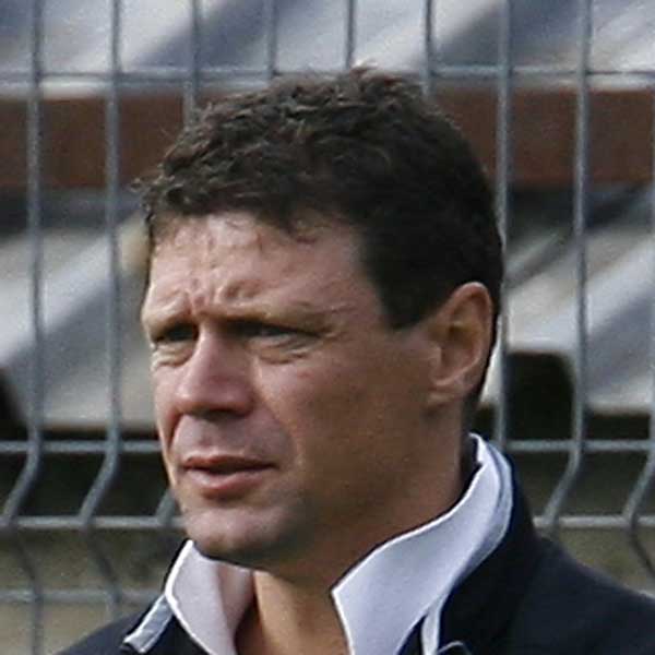 Fostul fotbalist Tibor Selymes, implicat intr-un accident pe DN1: patru militari raniti