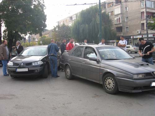 „Adevar sau provocare”, noul joc favorit al Serviciilor