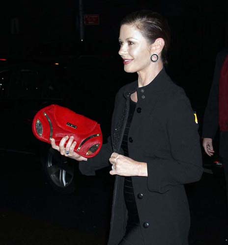 Catherine Zeta-Jones, gravida la 42 de ani?