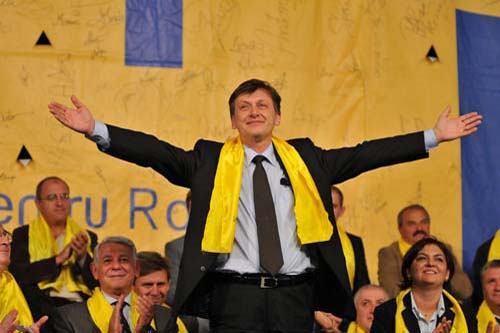 Propunere USL: Crin Antonescu si Valeriu Zgonea presedinti al camerelor Parlamentului
