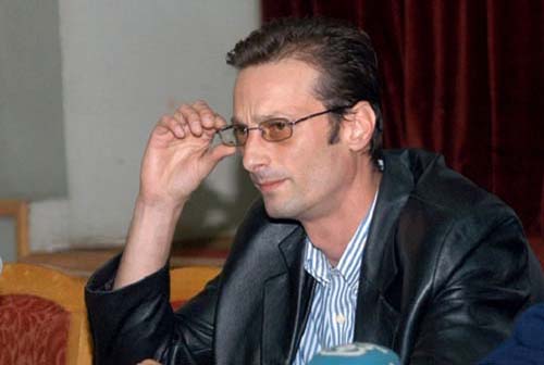Procurorul vrajitoarelor Vanessa si Melisa, Max Balasescu, retinut pentru o spaga de 50.000 de euro