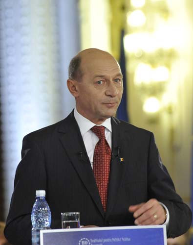 Basescu: Ponta trebuie sa invete – cand vii la presedinte, intalnirea nu e nici pentru bascalie, nici pentru orice altceva