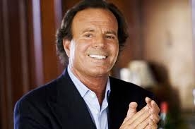 Julio Iglesias canta la Bucuresti, in iunie! – VIDEO