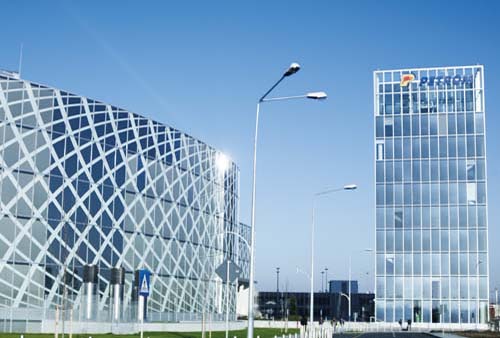 Petrom a scos profit record din scumpiri record