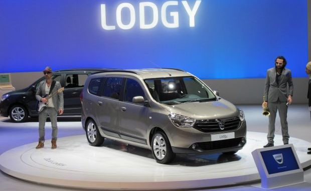 Dacia Lodgy poate fi comandata in Romania, la preturi incepand cu 9.500 de euro
