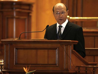 Traian Basescu: „Redeschideti mineritul care a devenit rentabil!”