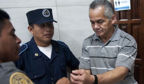 Un tribunal din Guatemala a condamnat la 7.710 ani de inchisoare cinci fosti militari