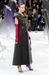 DEFILE DE MODE CHANEL - PRET A PORTER AUTOMNE HIVER 2012/2013 - Ziarul National