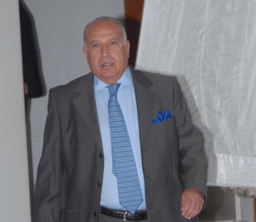 Dosarul lui Dan Voiculescu privind privatizarea ICA, trimis la Tribunalul Bucuresti, dupa demisia acestuia din Senat