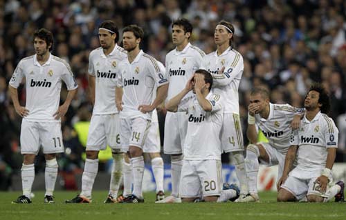 Real Madrid a facut aceeasi greseala precum FC Barcelona: SANTIAGO BERNABLEGI!