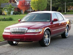 Mercury Grand Marquis - Ziarul National