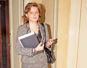 ROBERTA ANASTASE-FANE (37) - Ziarul National