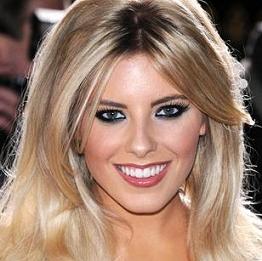 Ce dezvaluie Mollie King despre relatia cu printul Harry!