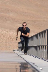 QUANTUM OF SOLACE - Ziarul National
