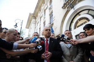 Iordanescu, depunerea candidaturii agerpres_6092388 - Ziarul National