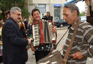 SILVIU PRIGOANA ADRIANA BAHMUTAN-FANE (113) - Ziarul National
