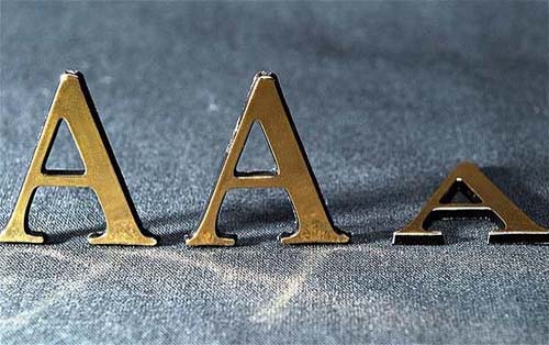 UE face o lege sa pedepseasca agentiile de rating