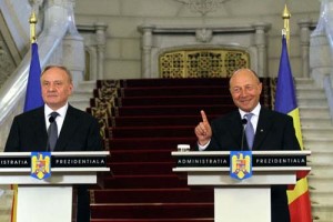 ROMANIA-BUCHAREST-MOLDOVA-BASESCU-TIMOFTI-PRESS CONFERENCE - Ziarul National