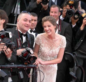 CANNES 2012: ALEXANDRA MARIA LARA SYMPATHISE AVEC LES PHOTOGRAPH - Ziarul National