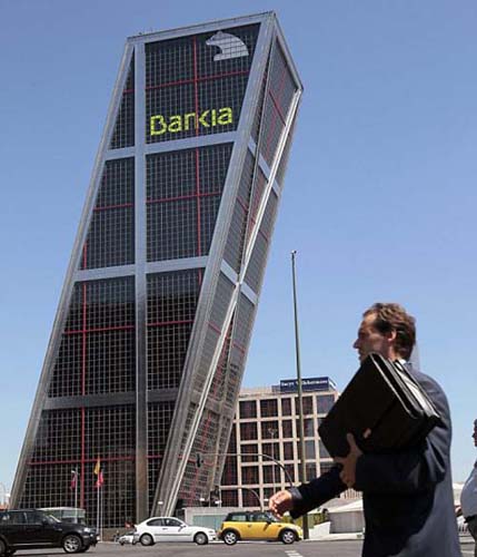 Bancile spaniole, aproape de colaps