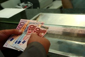 bancnote euro plata - Ziarul National
