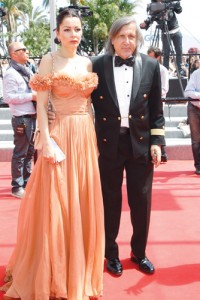 65EME FESTIVAL DE CANNES 2012 - RED CARPET DE DUPA DEALURI - Ziarul National