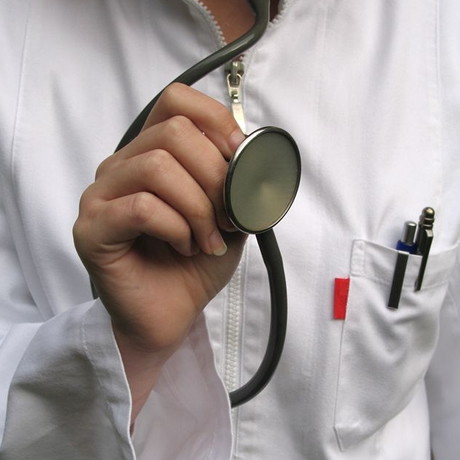 Rezidențiat. Legea care permite organizarea examenului în decembrie, promulgată