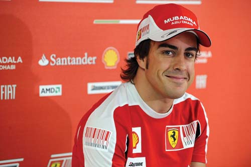 Fernando Alonso isi face rivalii onanisti