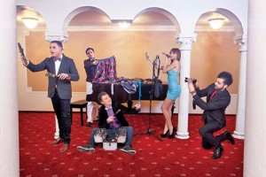 gipsy casual - Ziarul National