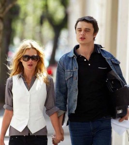 kate moss hepta - Ziarul National
