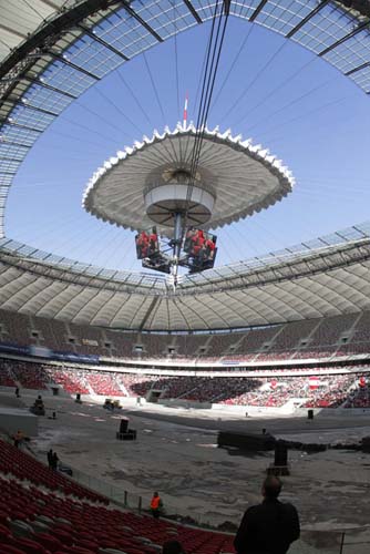 Euro 2012: 800 de oameni pentru o ceremonie de 12 minute