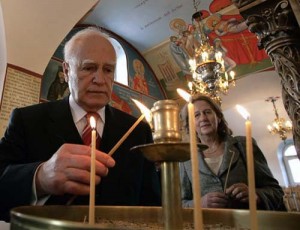 presedintele Greciei Karolos Papoulias - Ziarul National