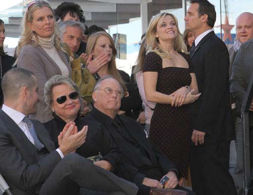 Reese Witherspoon e implicata intr-un proces de bigamie