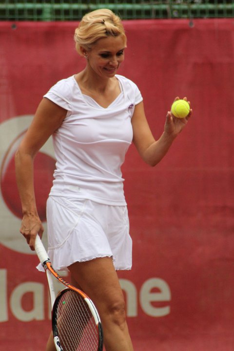 1 iunie: Ruxandra Dragomir invita la tenis, de Ziua Copilului, peste 100 de micuti din centre de plasament