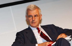EAST GATE CONVEGNO BIPOP CARIRE -UNICREDIT - Ziarul National