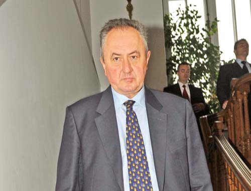 Cristian Radulescu, inghesuit de ANI