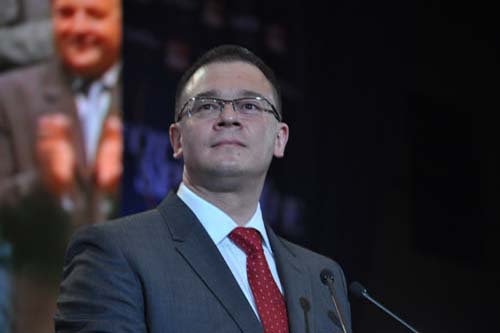 Razvan Ungureanu va candida la Iasi: Razesi, fiti ungurenii mei!