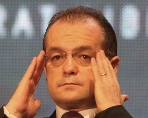 Emil Boc pierde la Cluj, Olguta Vasilescu castiga la Craiova
