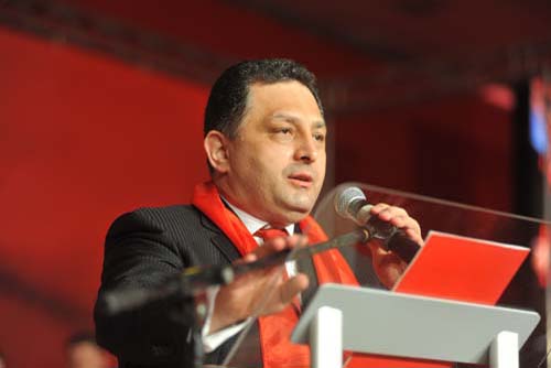 Echipa lui Sarkozy ii termina campania lui Vanghelie