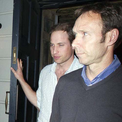 Printul William, iesire cu baietii in club