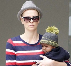charlize (1) - Ziarul National